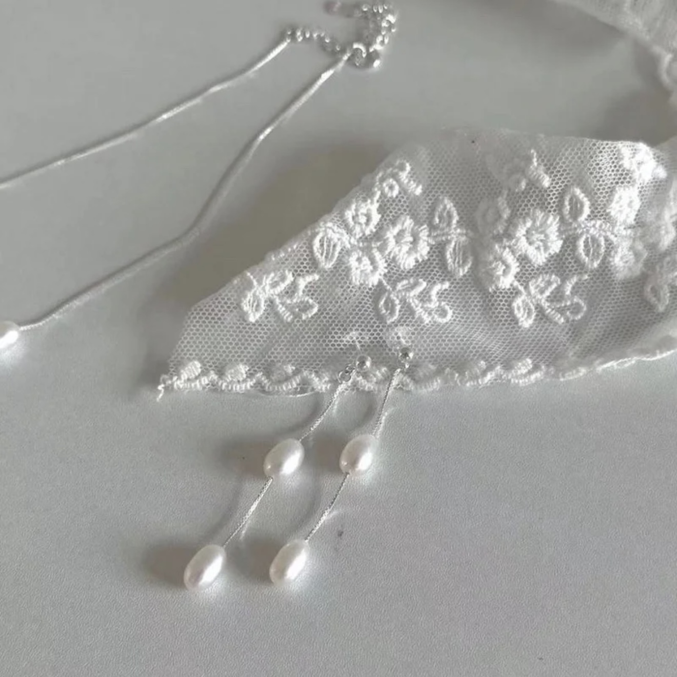 Lace Pearl pendant drop earrings