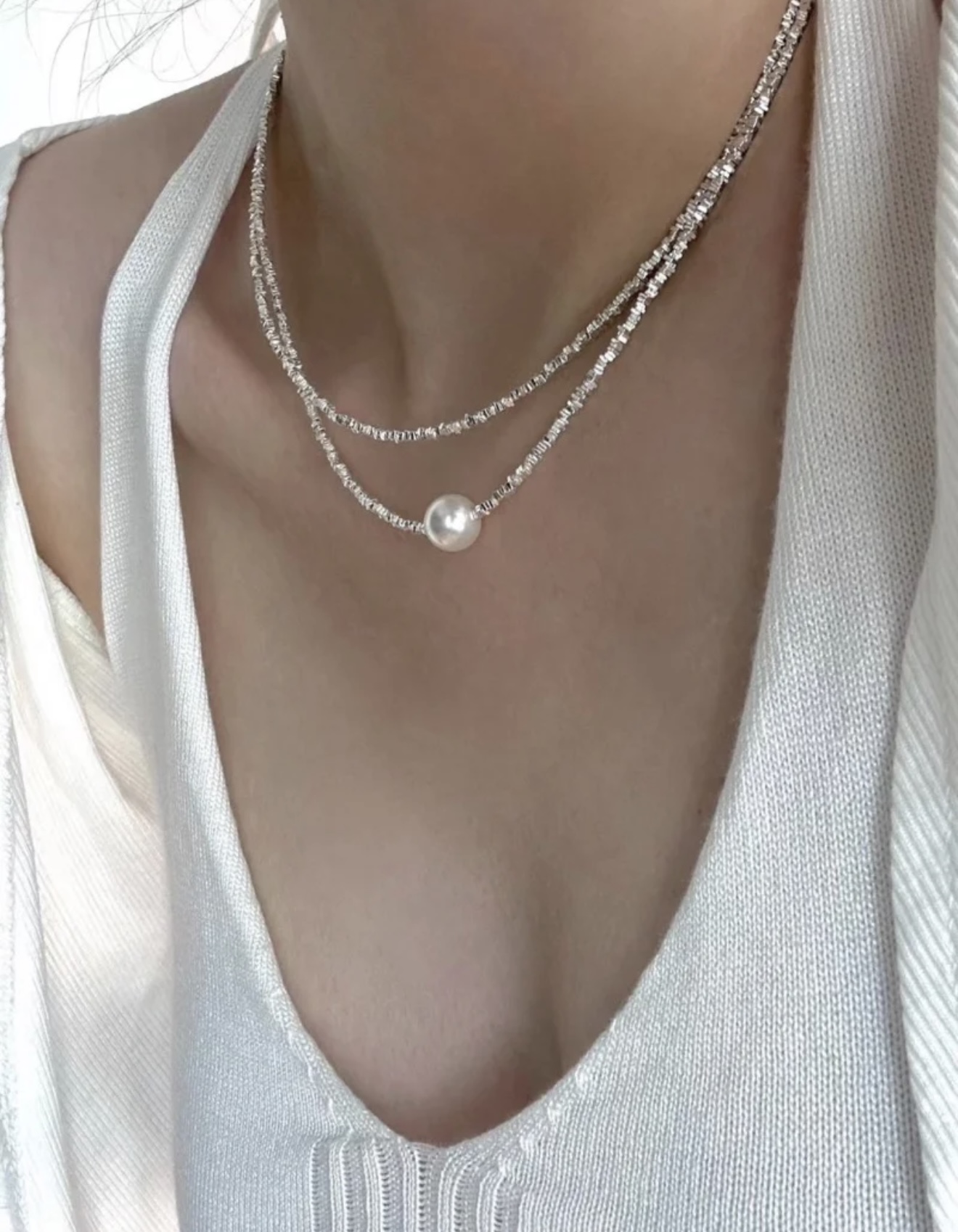 Pearl and silver necklace